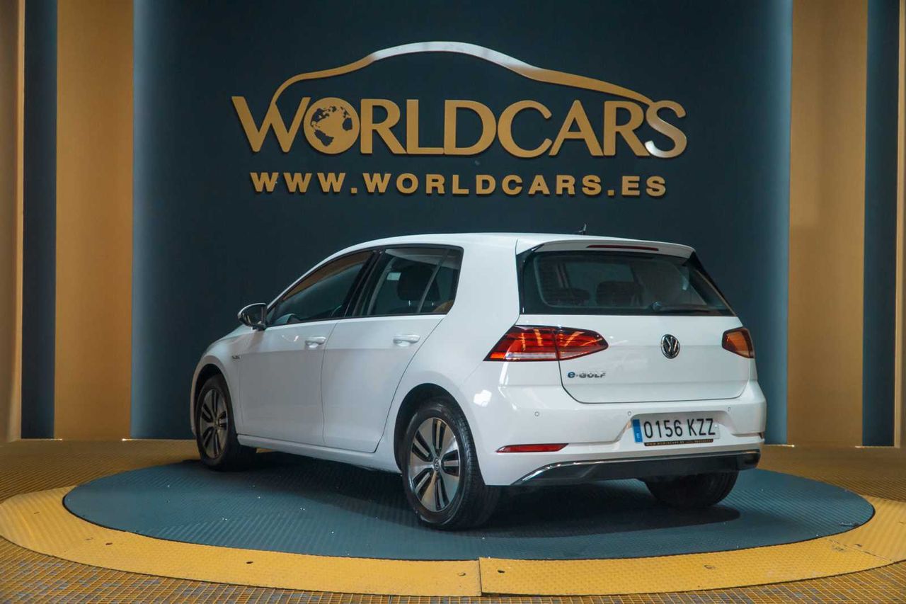 Volkswagen Golf e-Golf ePower 100 kW (136CV) - Foto 9