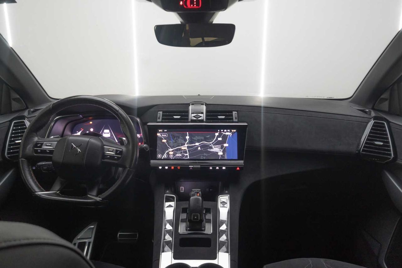 DS DS 7 BlueHDi 130 Automático PERF LINE + - Foto 24