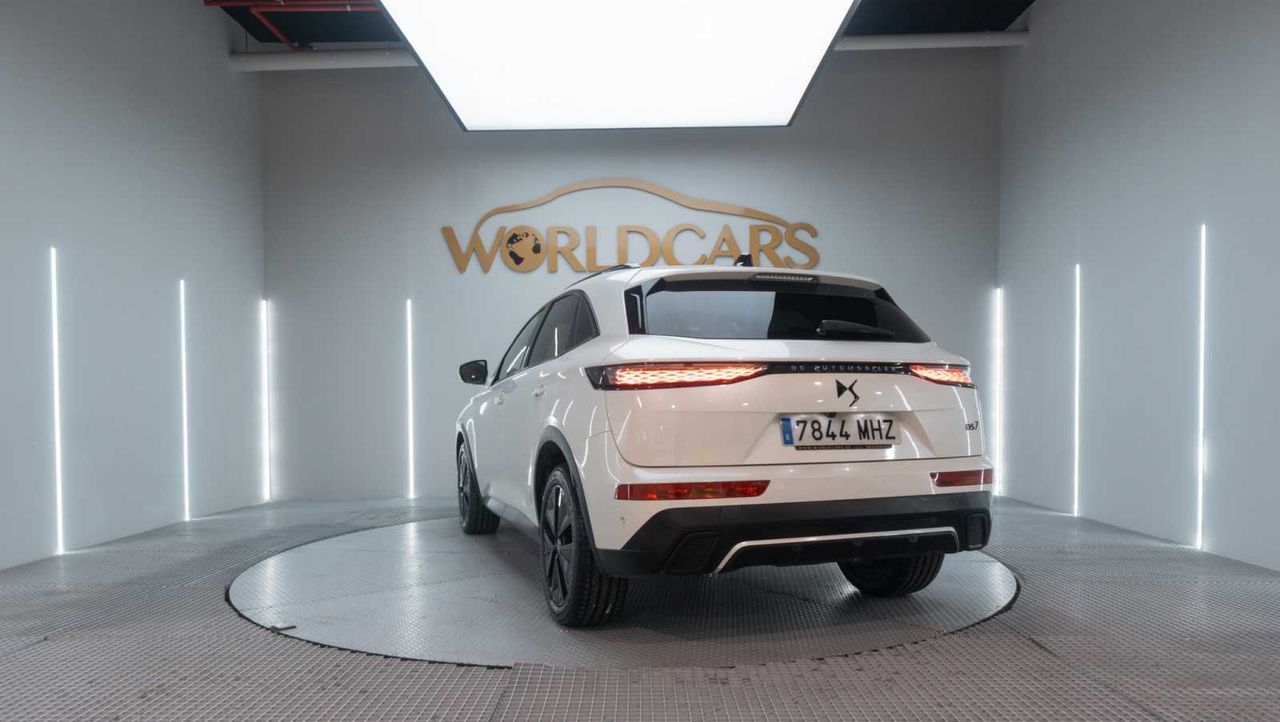 DS DS 7 BlueHDi 130 Automático PERF LINE + - Foto 9