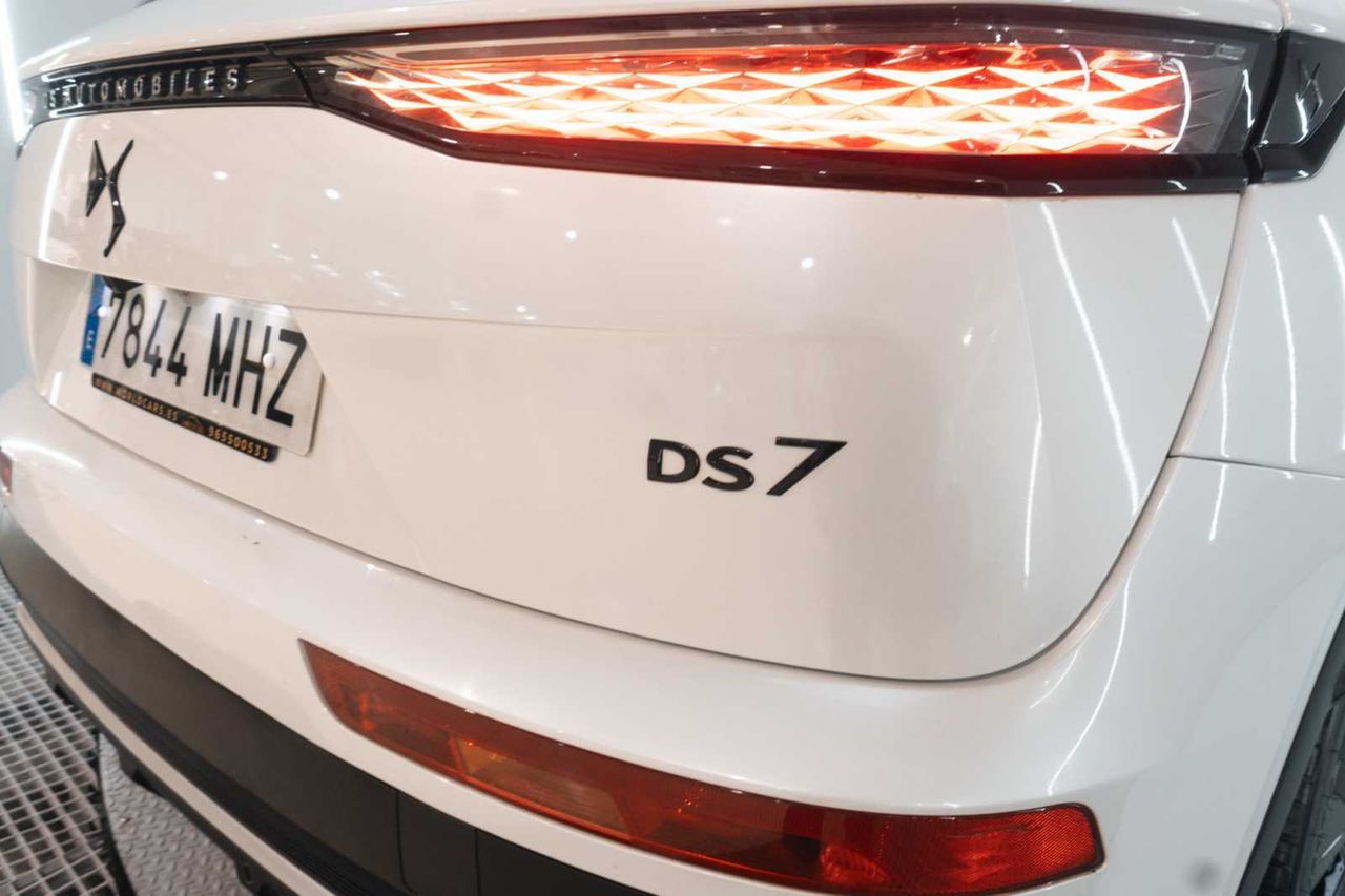 DS DS 7 BlueHDi 130 Automático PERF LINE + - Foto 10