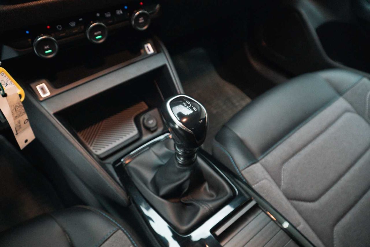 Citroën C4 PureTech 130 S&S 6v Plus  - Foto 16