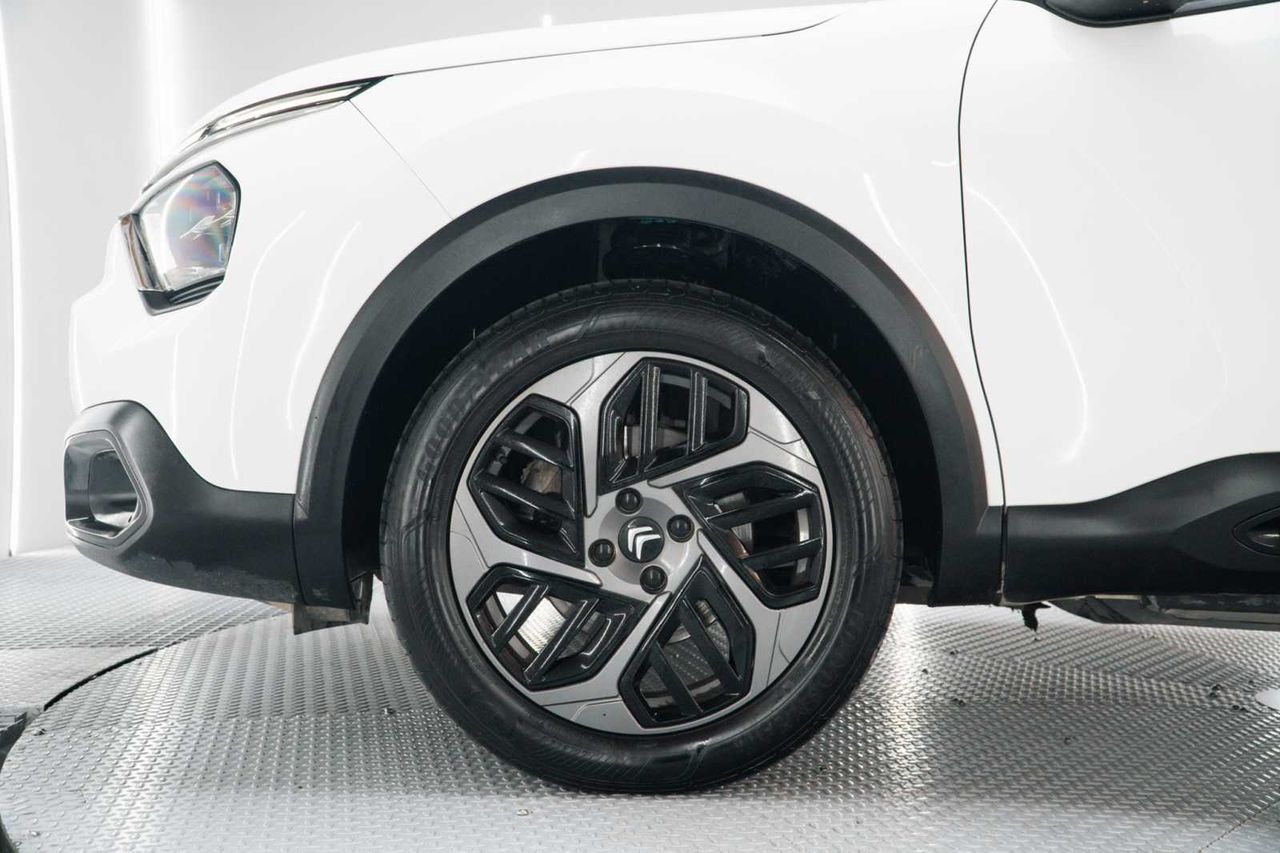 Citroën C4 PureTech 130 S&S 6v Plus  - Foto 25