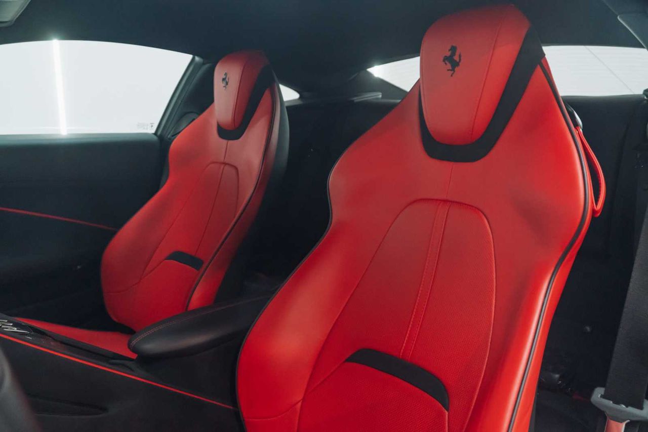 Ferrari Roma 3.9 V8 Spider - Foto 17