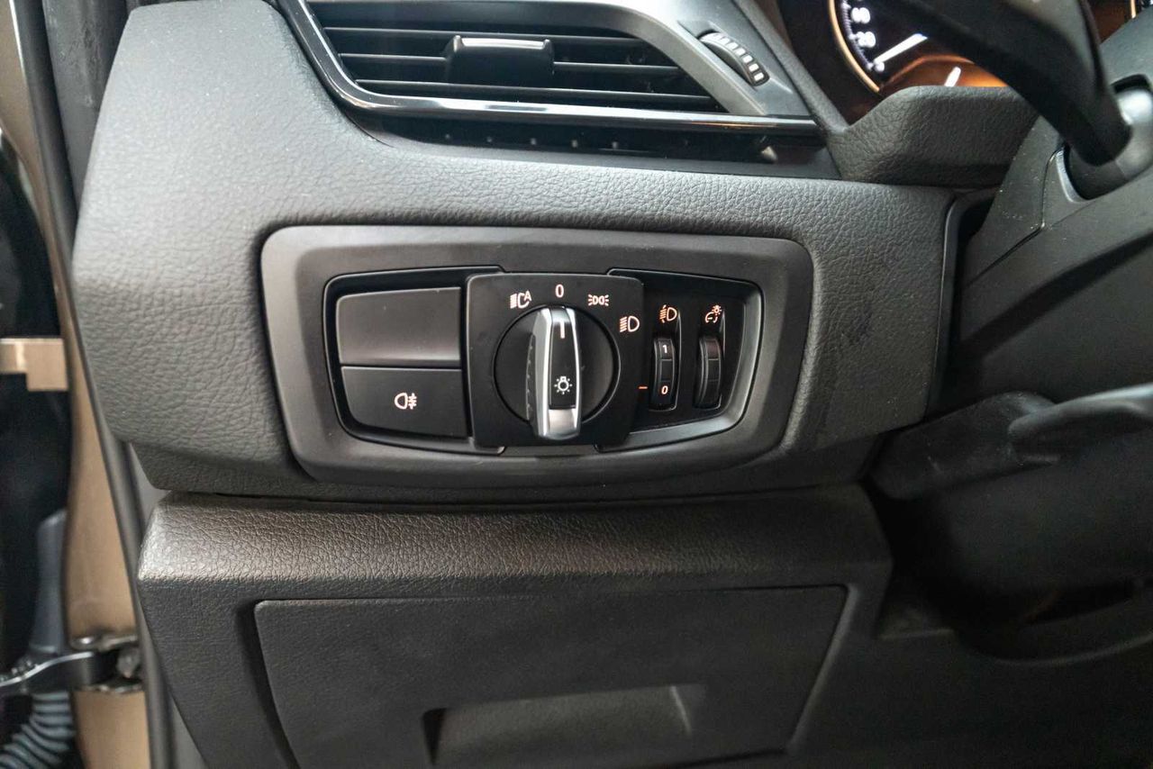 BMW Serie 2 Active Tourer 216d - Foto 26