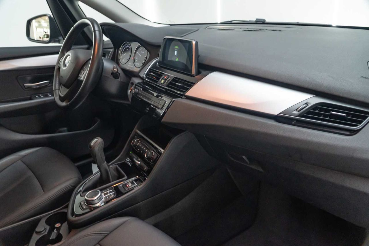 BMW Serie 2 Active Tourer 216d - Foto 24