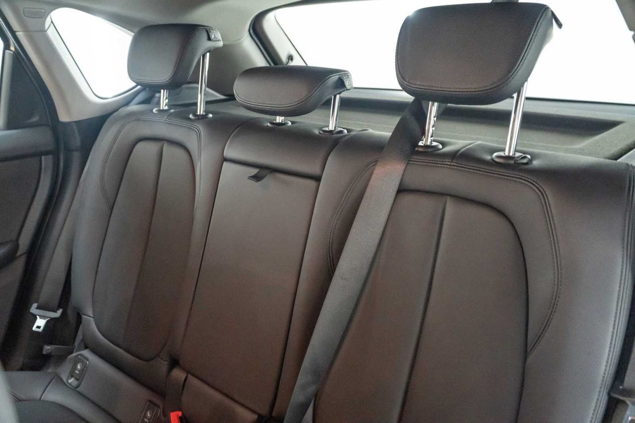 BMW Serie 2 Active Tourer 216d - Foto 19