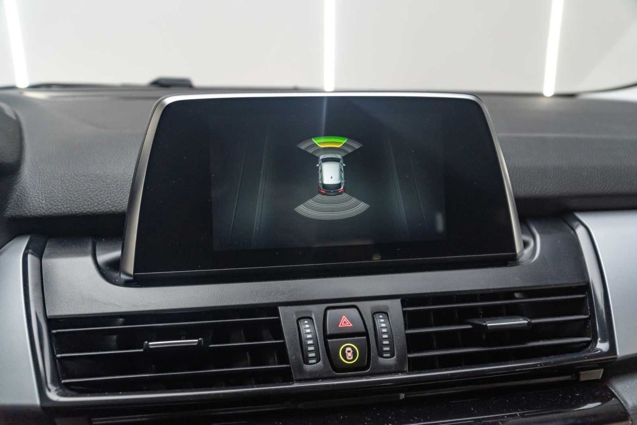 BMW Serie 2 Active Tourer 216d - Foto 24