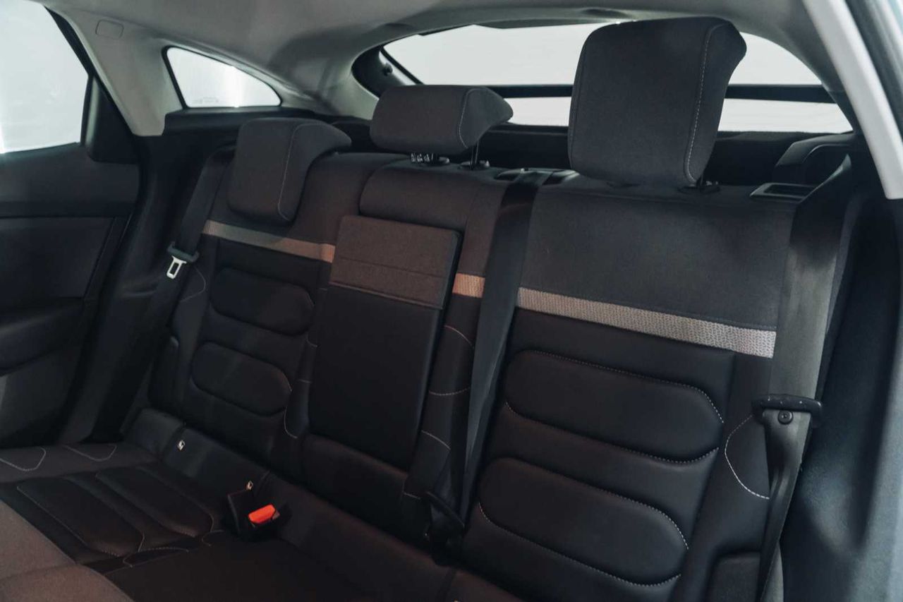 Citroën C4 PureTech 130 S&S EAT8 Max  - Foto 23