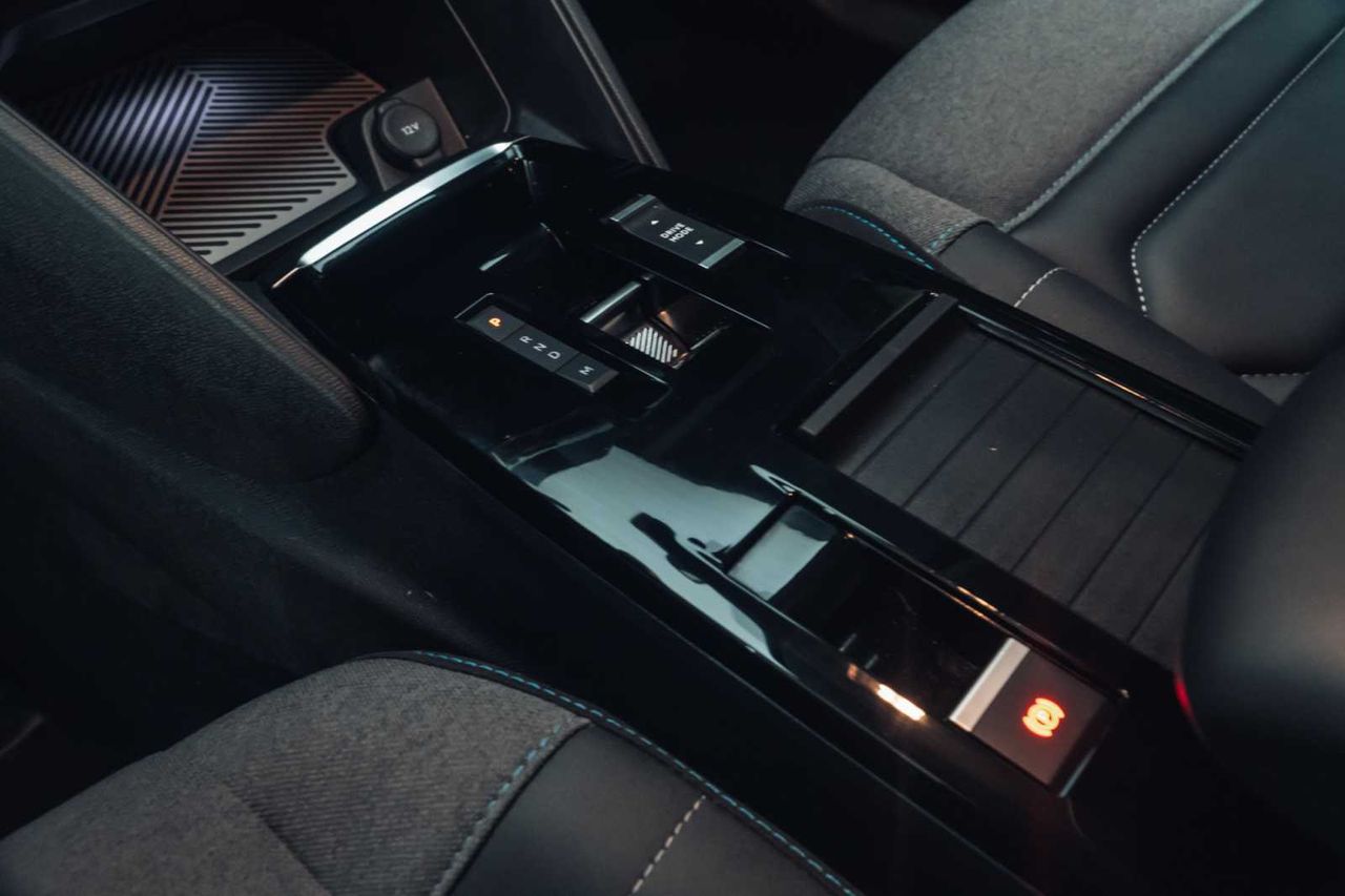 Citroën C4 PureTech 130 S&S EAT8 Max  - Foto 16