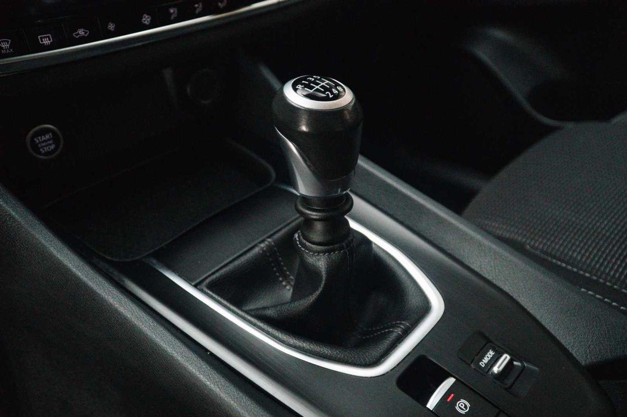 Nissan Qashqai DIG-T 103kW (140CV) mHEV 4x2 Acenta - Foto 19