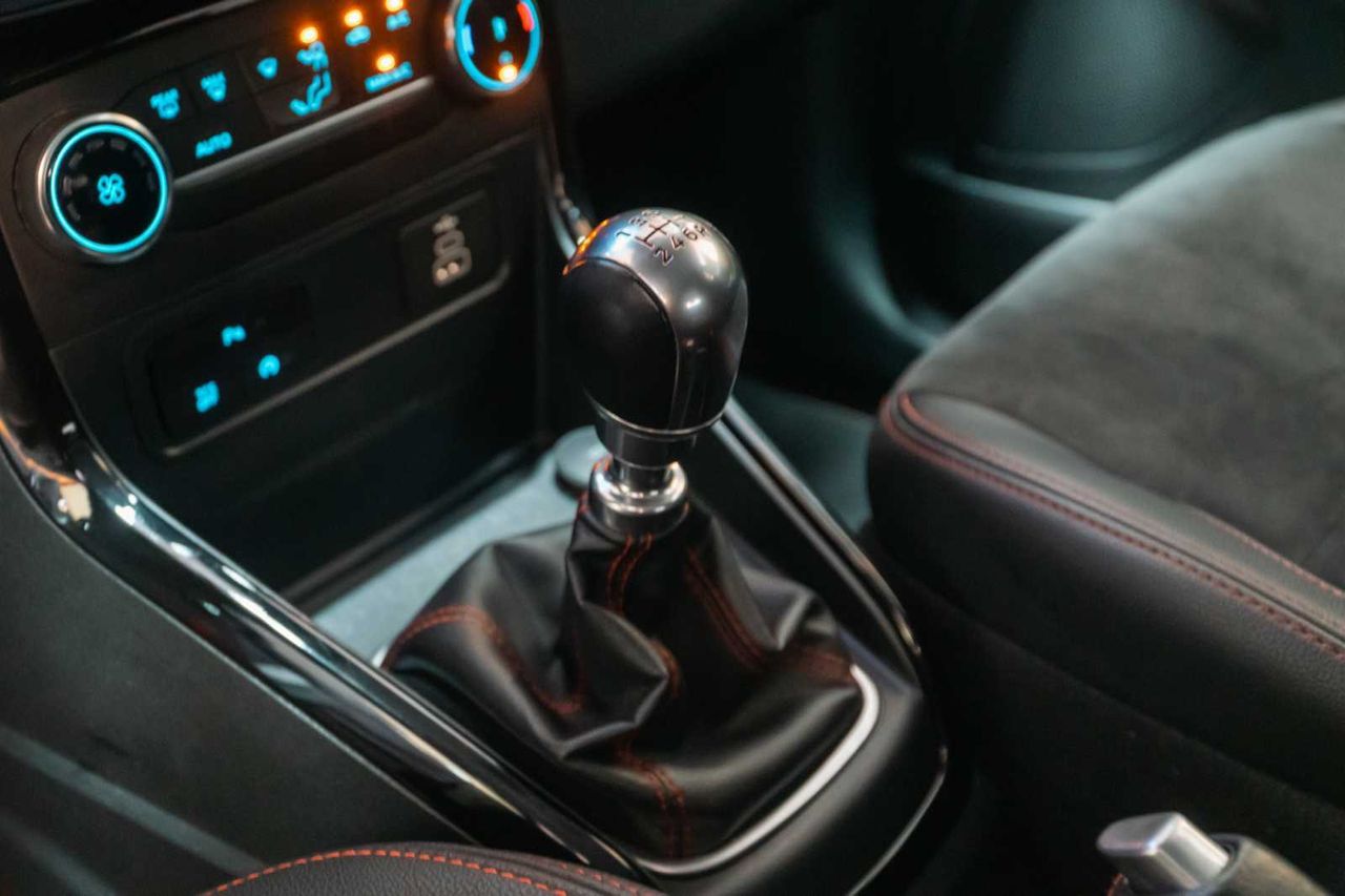 Ford Ecosport 1.0T EcoBoost 92kW (125CV) S&S ST Line - Foto 16