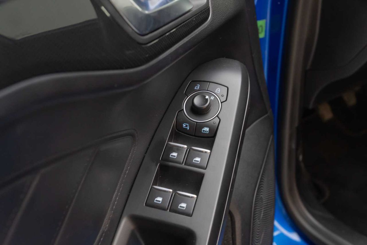 Ford Focus 1.0 Ecoboost MHEV 92kW ST-Line - Foto 19