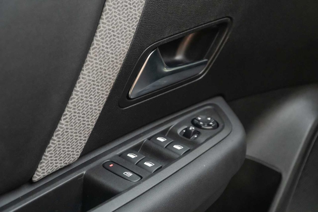 Citroën C4 PureTech 130 S&S EAT8 Max  - Foto 22