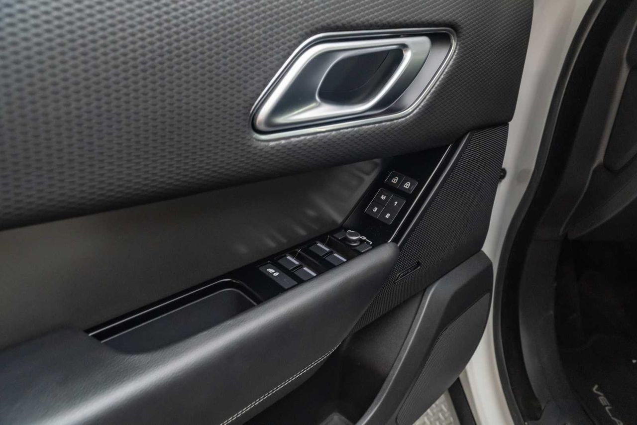 Land-Rover Range Rover Velar 2.0D I4 150kW (204CV) 4WD Auto - Foto 16