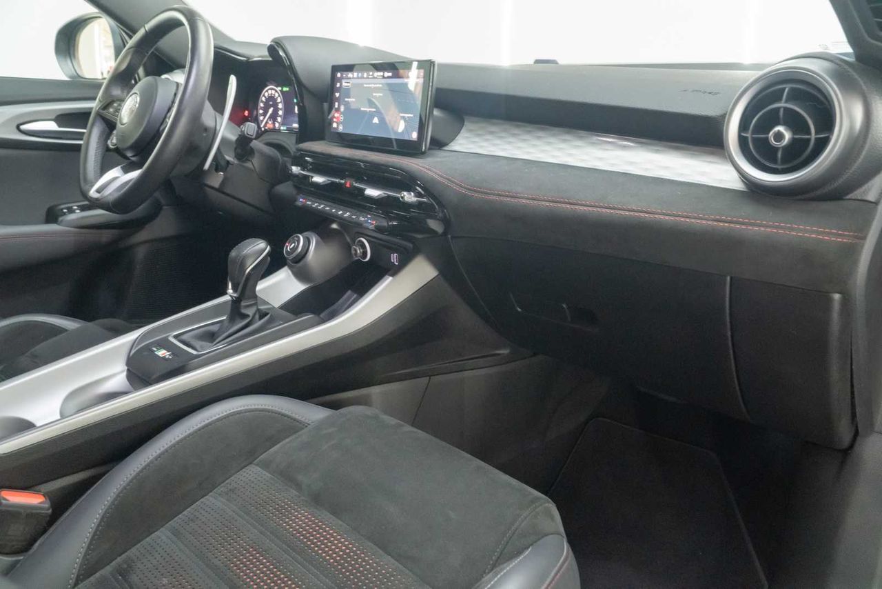 Alfa Romeo Tonale 1.3 Multi-air PHEV Veloce Q4 - Foto 23