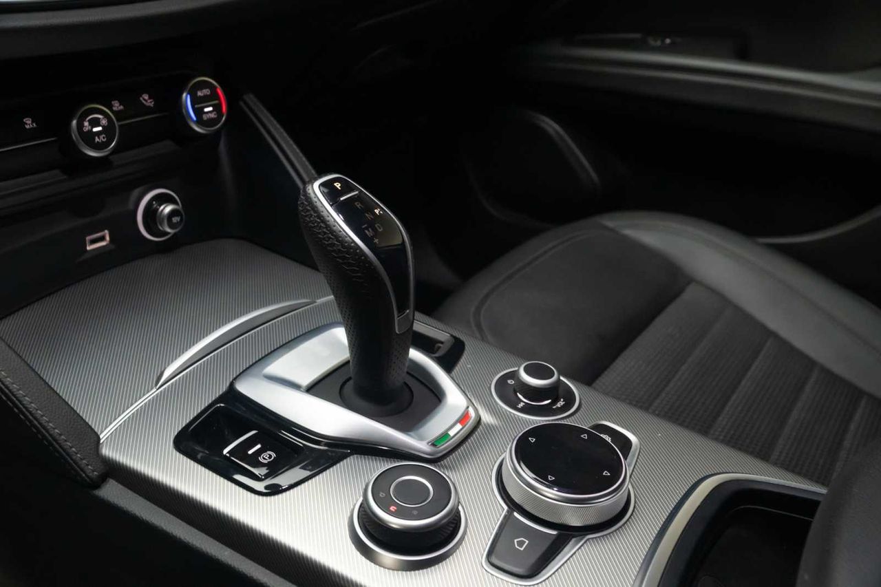 Alfa Romeo Stelvio 2.2 Diésel 140kW (190CV) Sprint+ Q4  - Foto 20