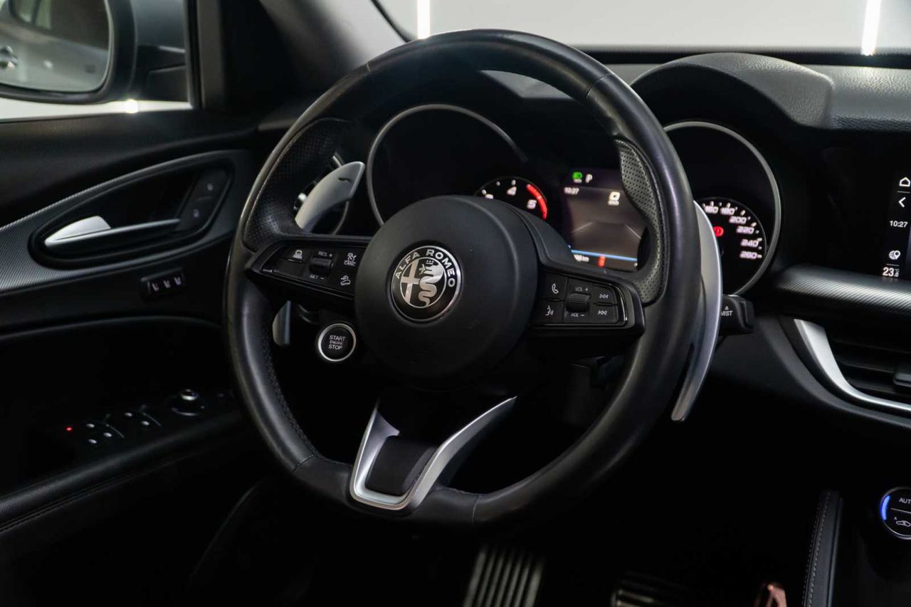 Alfa Romeo Stelvio 2.2 Diésel 140kW (190CV) Sprint+ Q4  - Foto 17