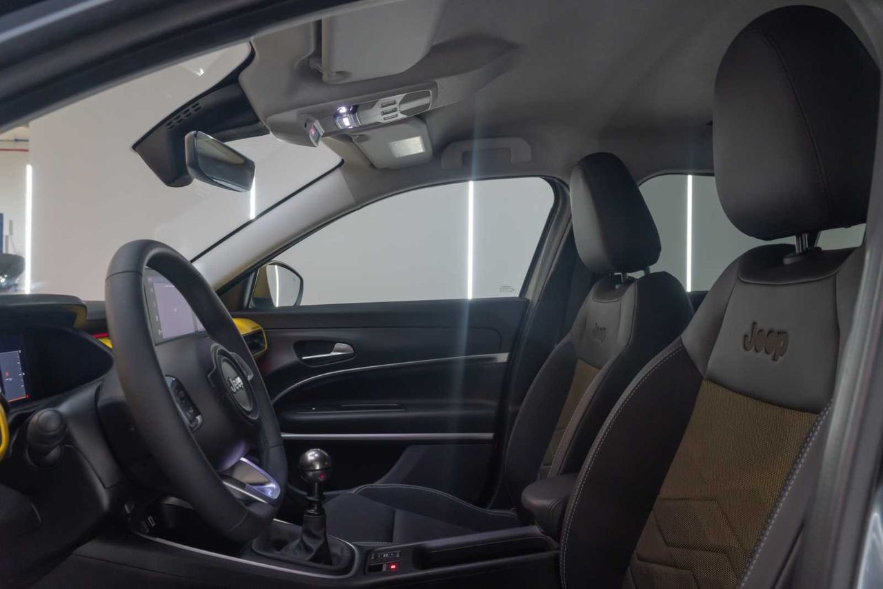 Jeep Avenger 1.2 G 74kW (100CV) Summit  - Foto 18