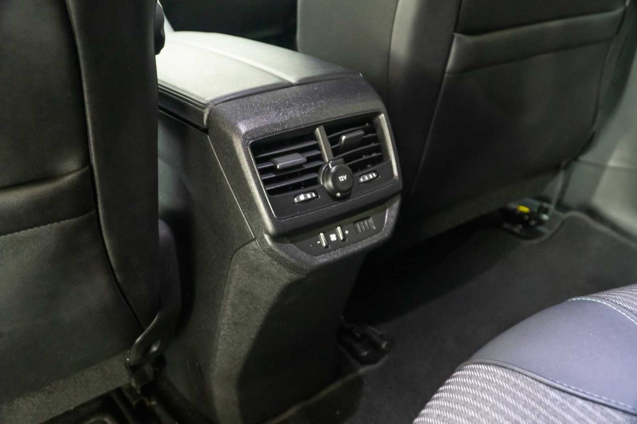 Peugeot 5008 1.5 BlueHDi 96kW (130CV) S&S Allure - Foto 22