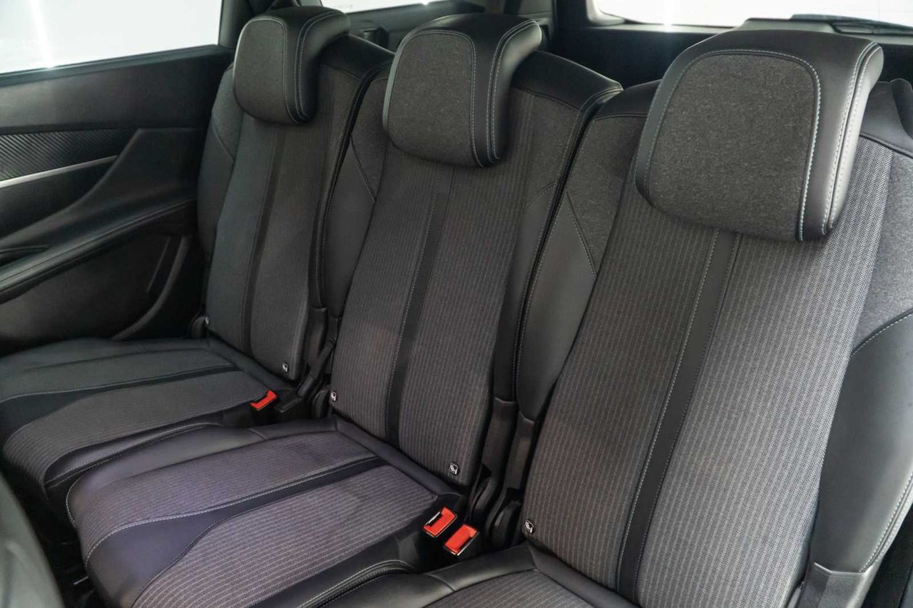 Peugeot 5008 1.5 BlueHDi 96kW (130CV) S&S Allure - Foto 20