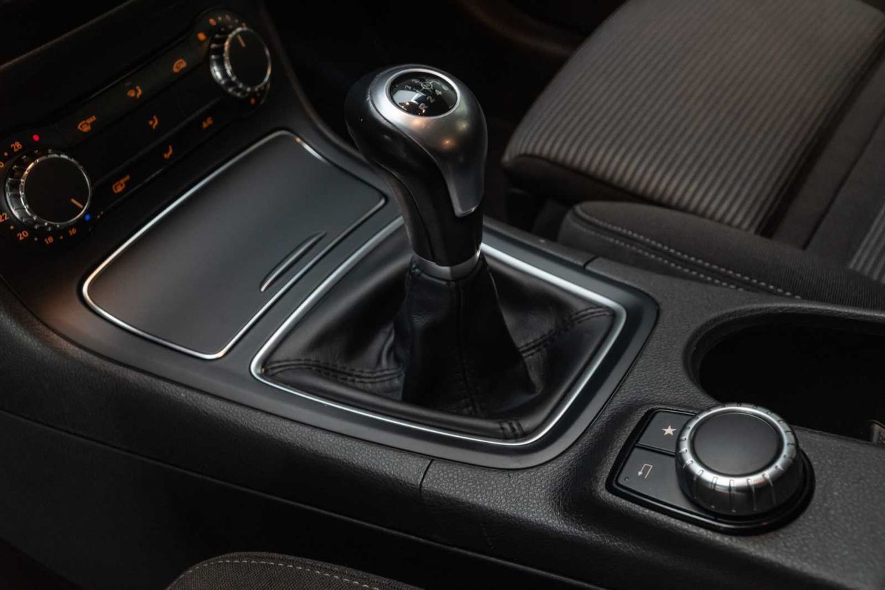 Mercedes Clase B B 180 d  - Foto 18