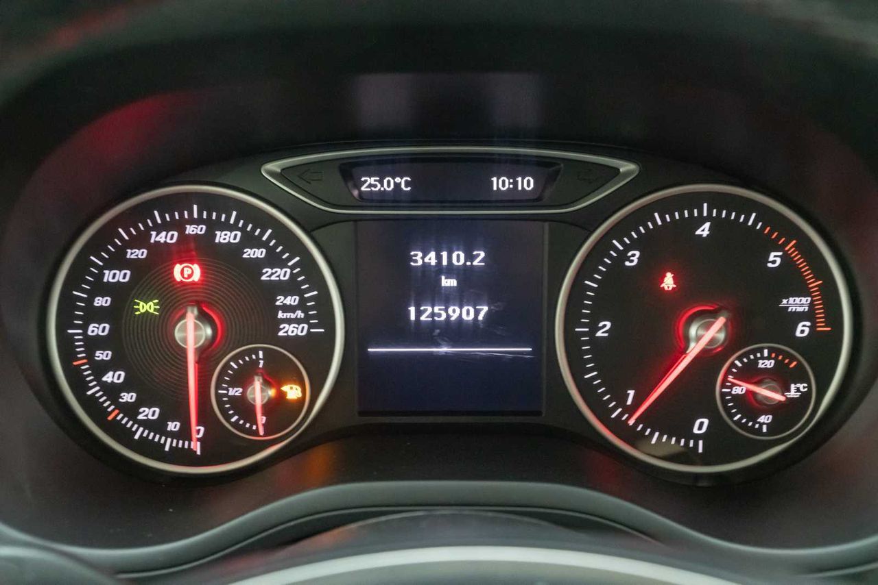 Mercedes Clase B B 180 d  - Foto 13