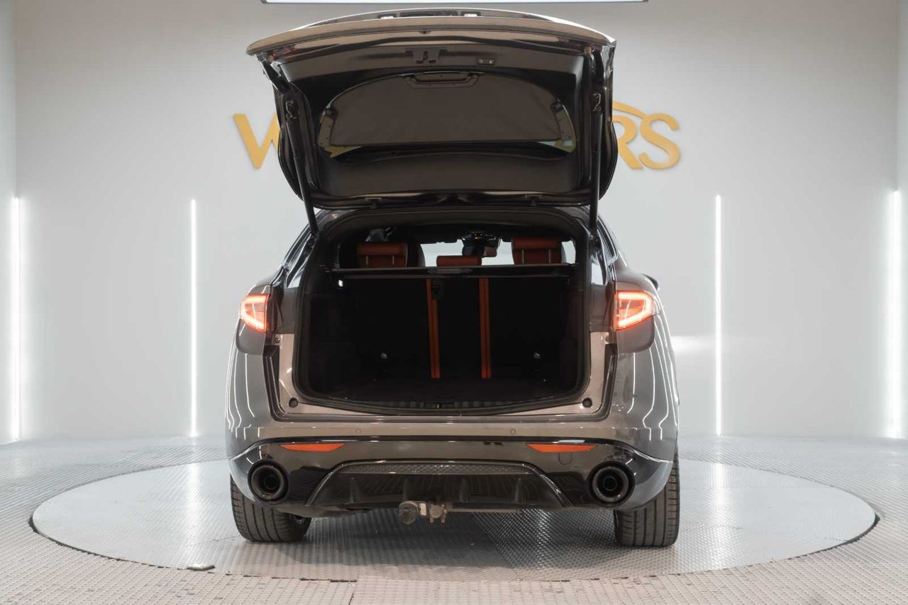 Alfa Romeo Stelvio 2.2 Diésel 154kW (210CV) Veloce Q4  - Foto 7