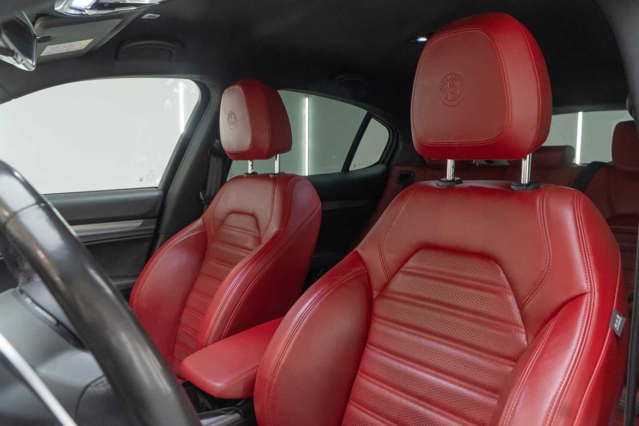 Alfa Romeo Stelvio 2.2 Diésel 154kW (210CV) Veloce Q4  - Foto 17