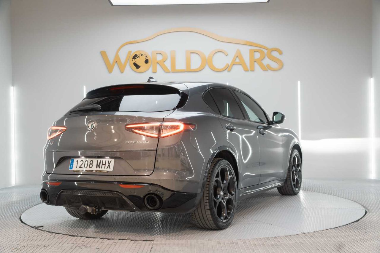 Alfa Romeo Stelvio 2.2 Diésel 154kW (210CV) Veloce Q4  - Foto 6