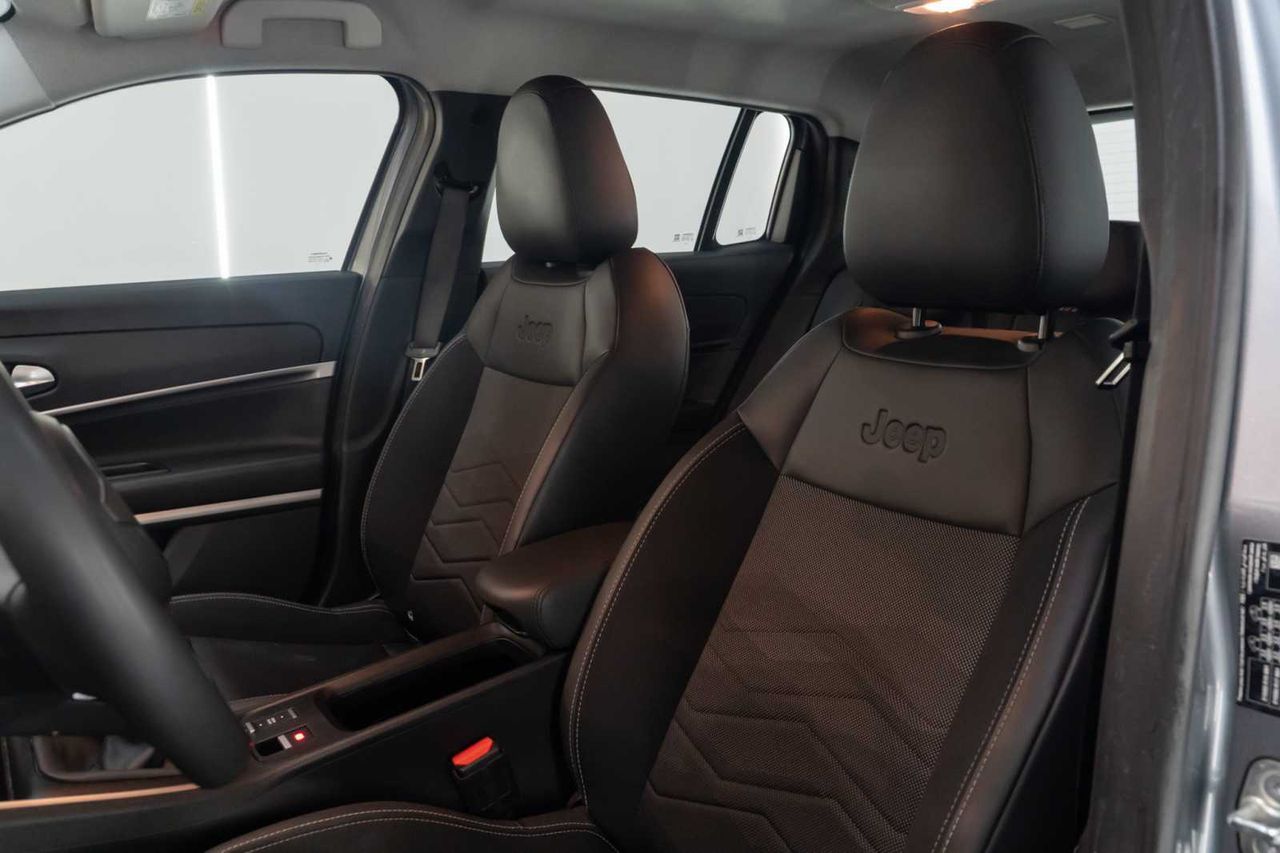 Jeep Avenger 1.2 G 74kW (100CV) Altitude - Foto 20