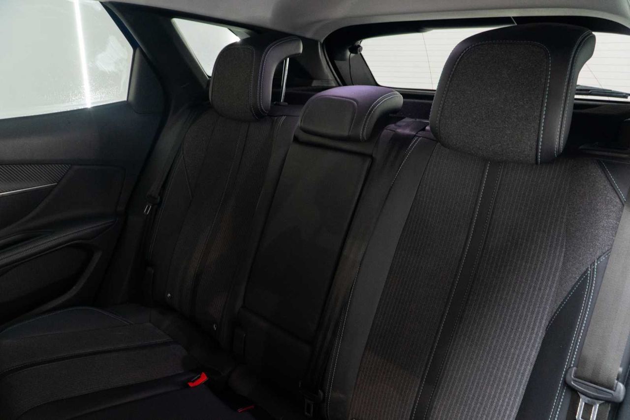 Peugeot 3008 1.5 BlueHDi 96kW (130CV) S&S Allure  - Foto 25