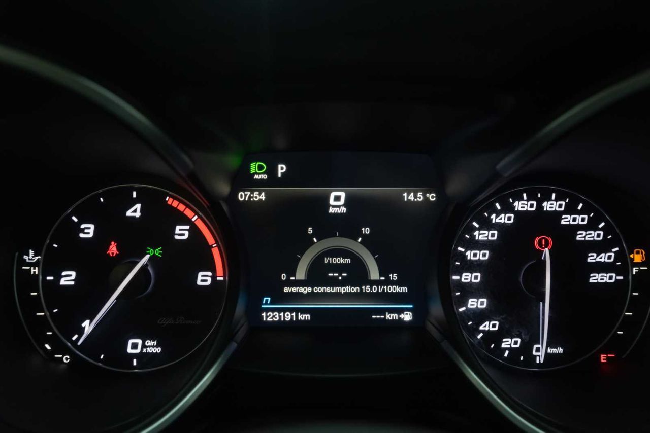 Alfa Romeo Stelvio 2.2 Diésel 154kW (210CV) Veloce Q4  - Foto 15