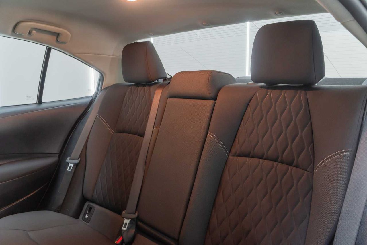 Toyota Corolla sedán 1.5 active - Foto 19