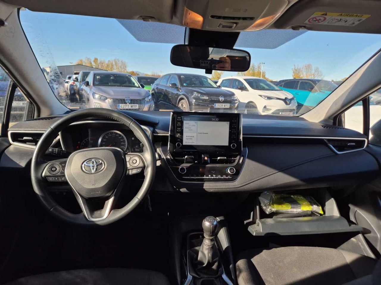 Toyota Corolla sedán 1.5 active - Foto 8