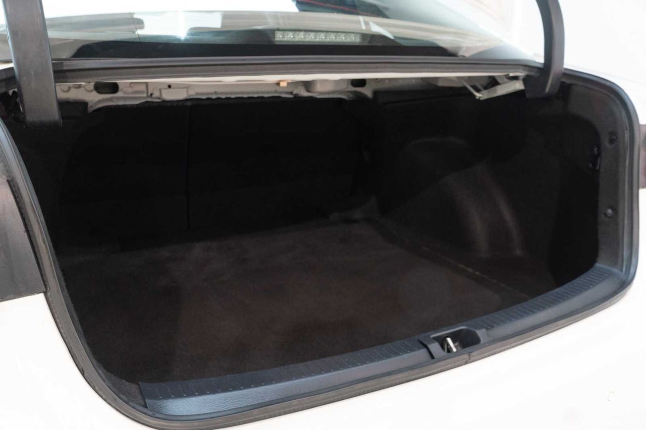 Toyota Corolla sedán 1.5 active - Foto 12