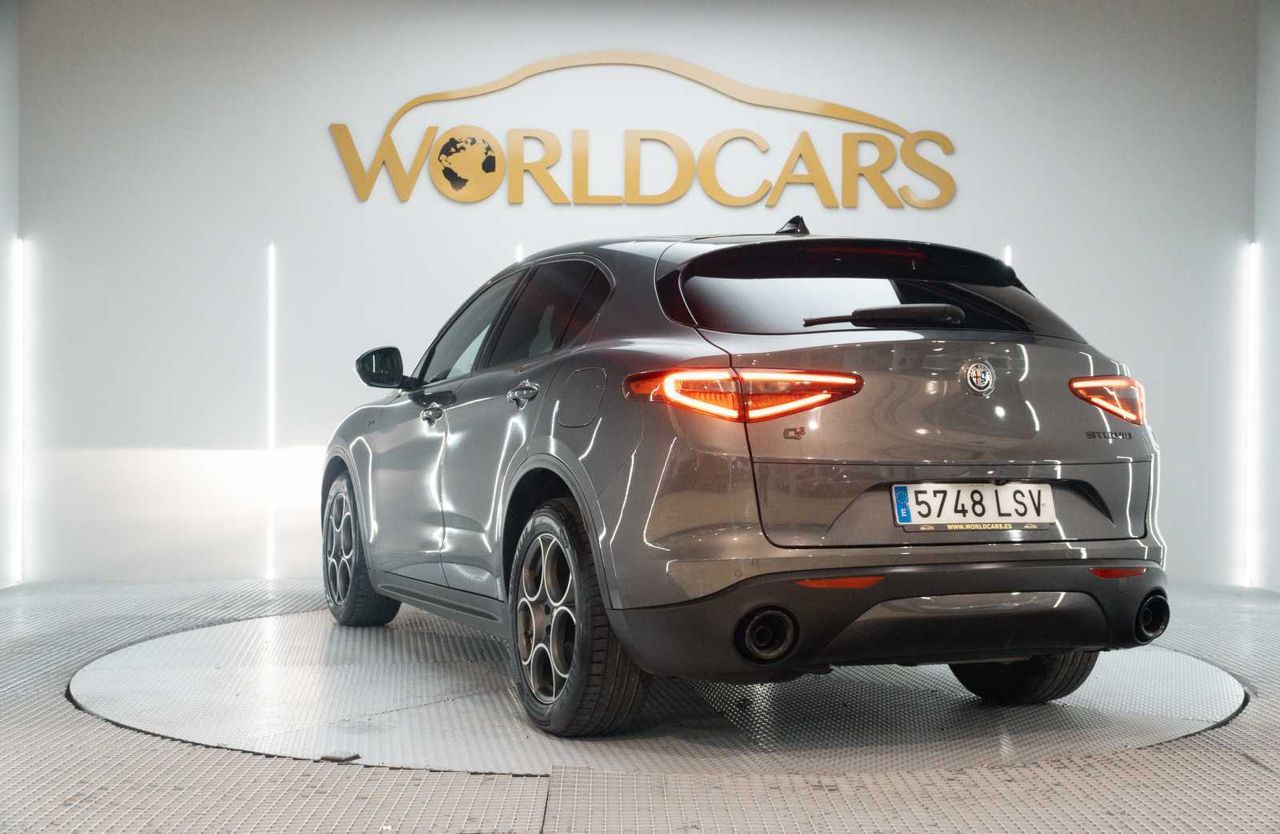 Alfa Romeo Stelvio 2.2 Diésel 140kW (190CV) Sprint+ Q4  - Foto 8