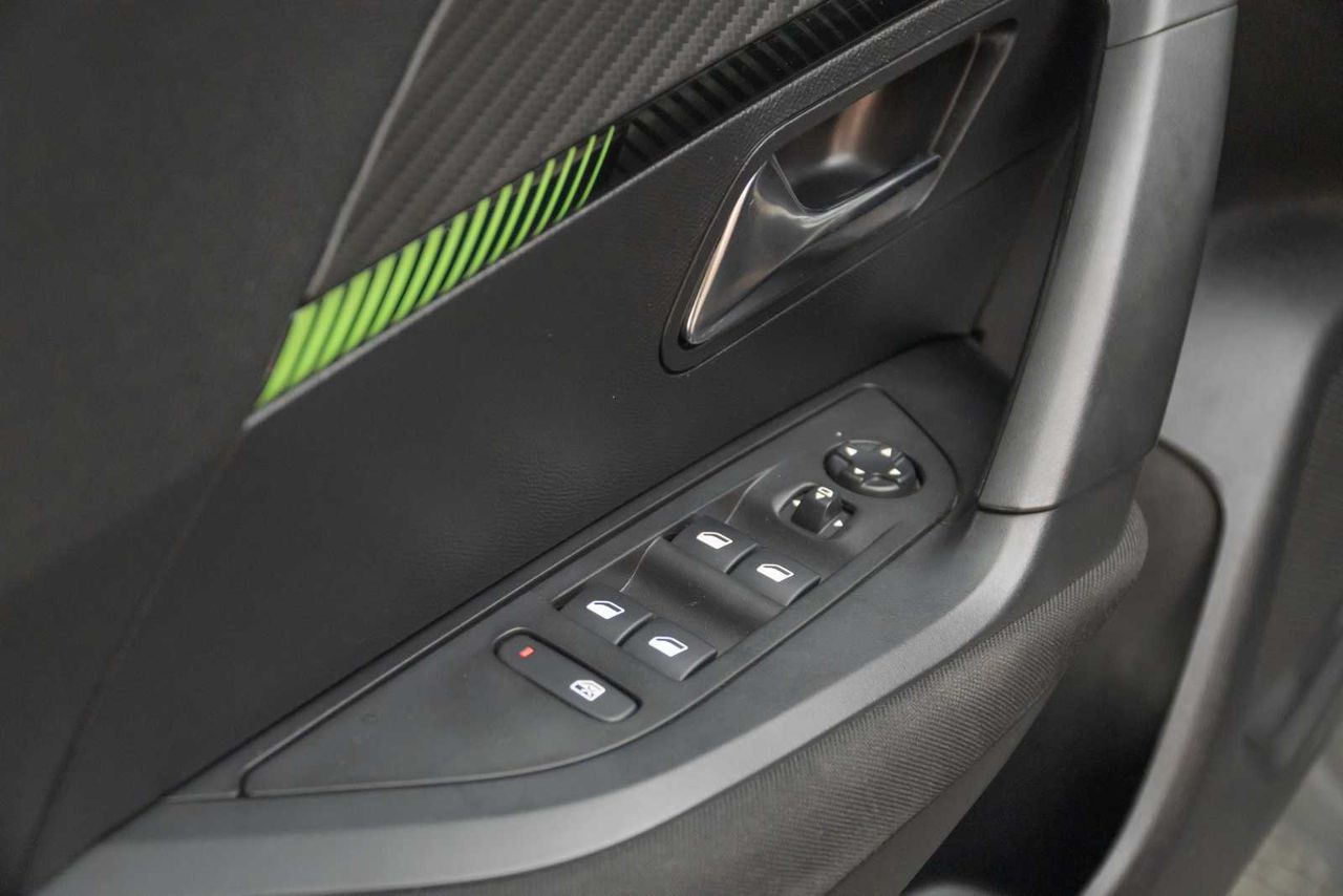 Peugeot 2008 Active Puretech 100 S&S 6 Vel. MAN - Foto 24