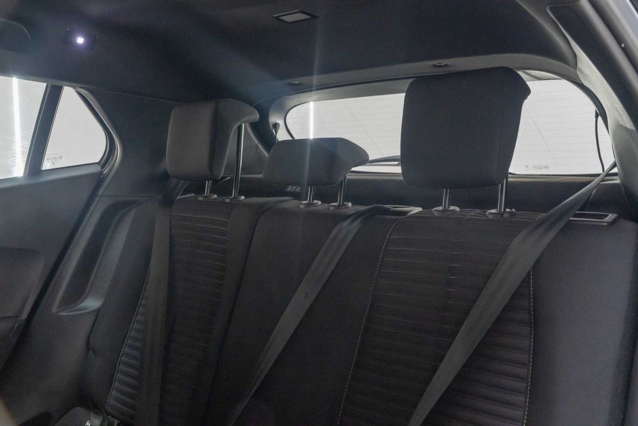 Peugeot 2008 Active Pack Puretech 100 S&S 6 Vel. MAN - Foto 18