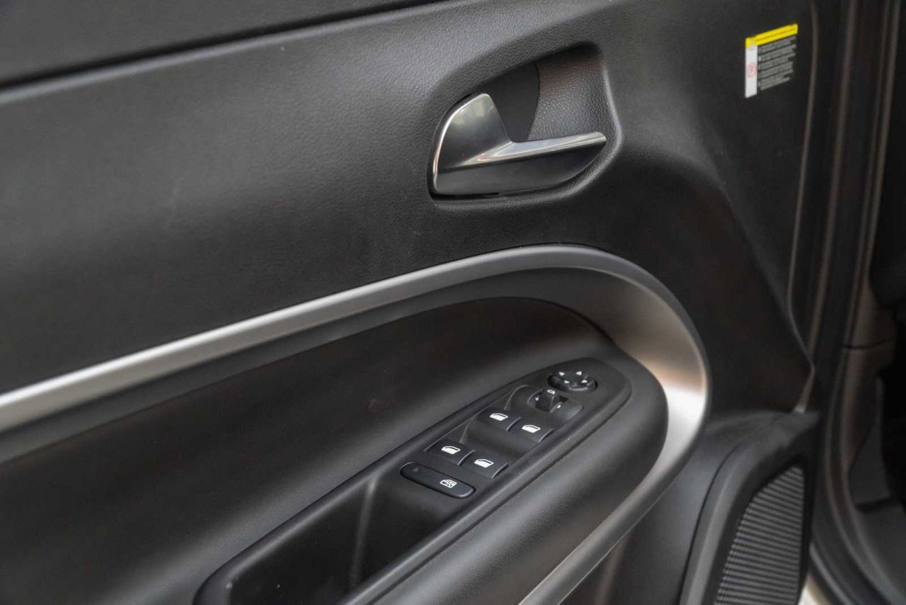 Jeep Avenger 1.2 G 74kW (100CV) Altitude - Foto 25