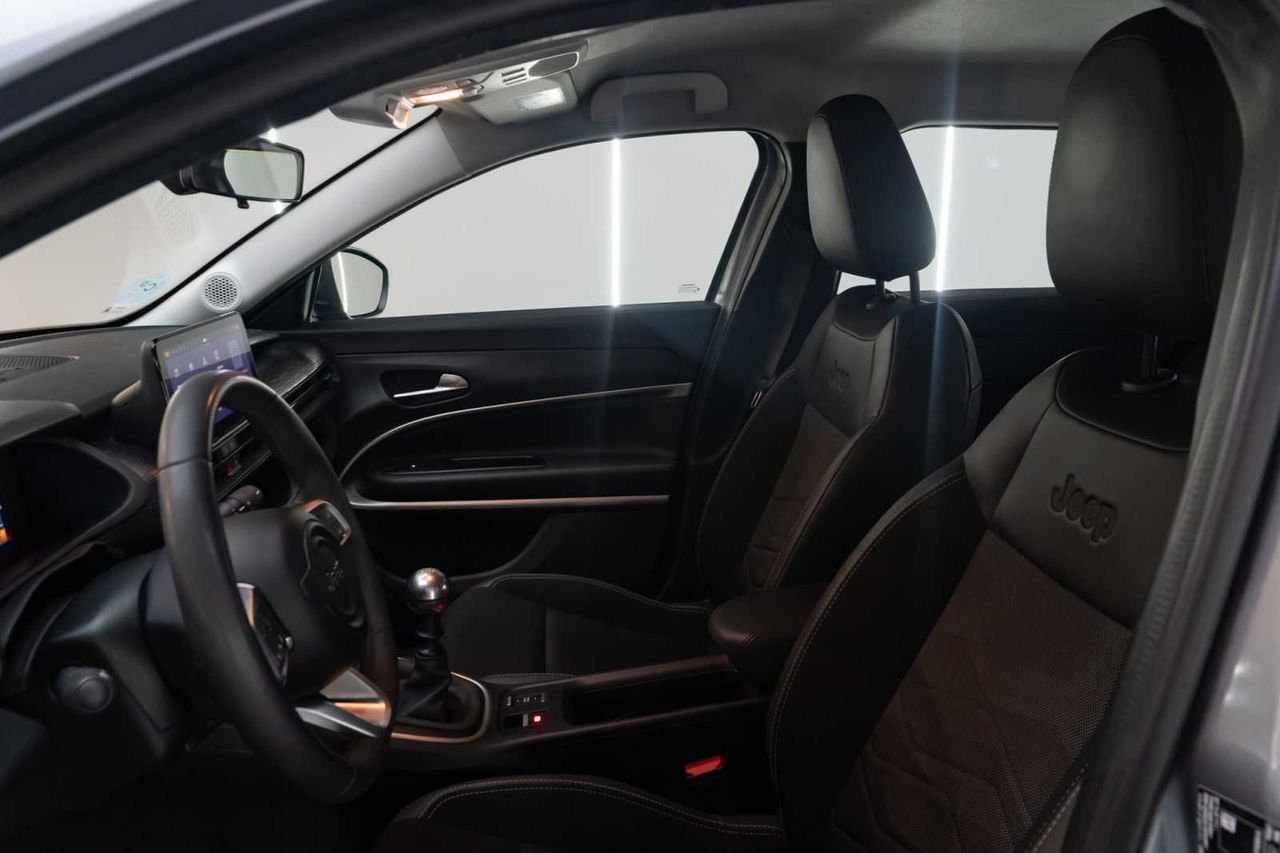 Jeep Avenger 1.2 G 74kW (100CV) Altitude - Foto 21