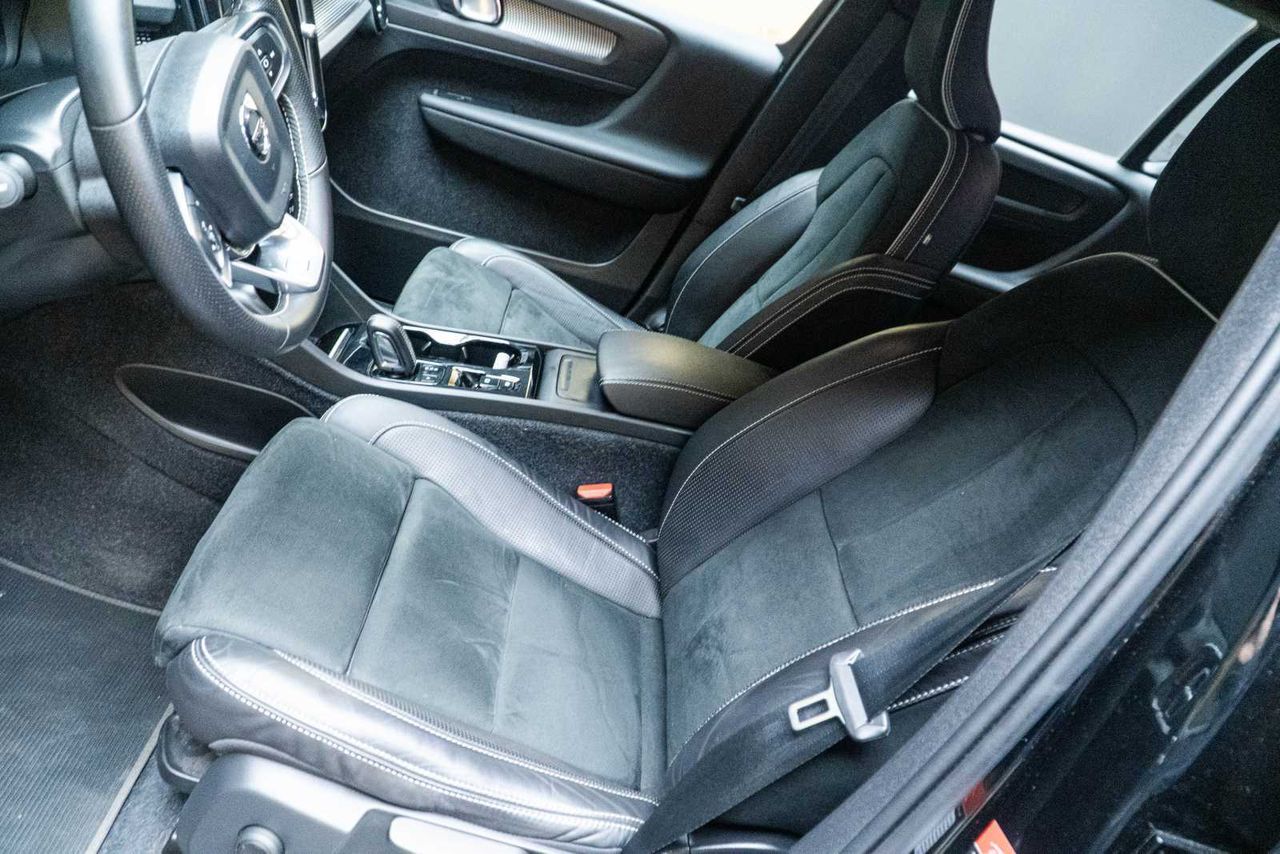 Volvo XC40 2.0 D3 R-Design Auto  - Foto 19