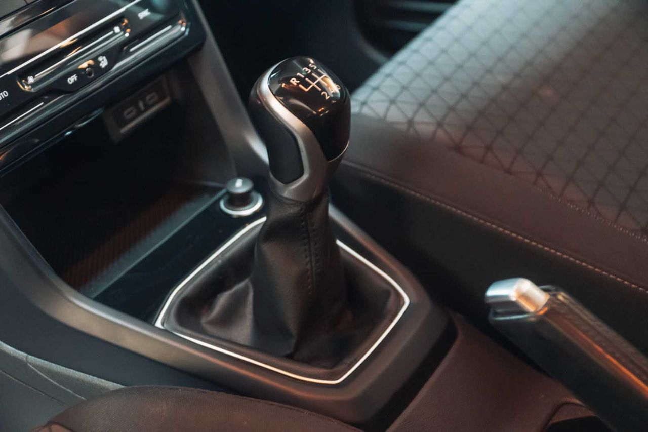 Volkswagen T-Cross Advance 1.0 TSI 70kW (95CV) - Foto 16