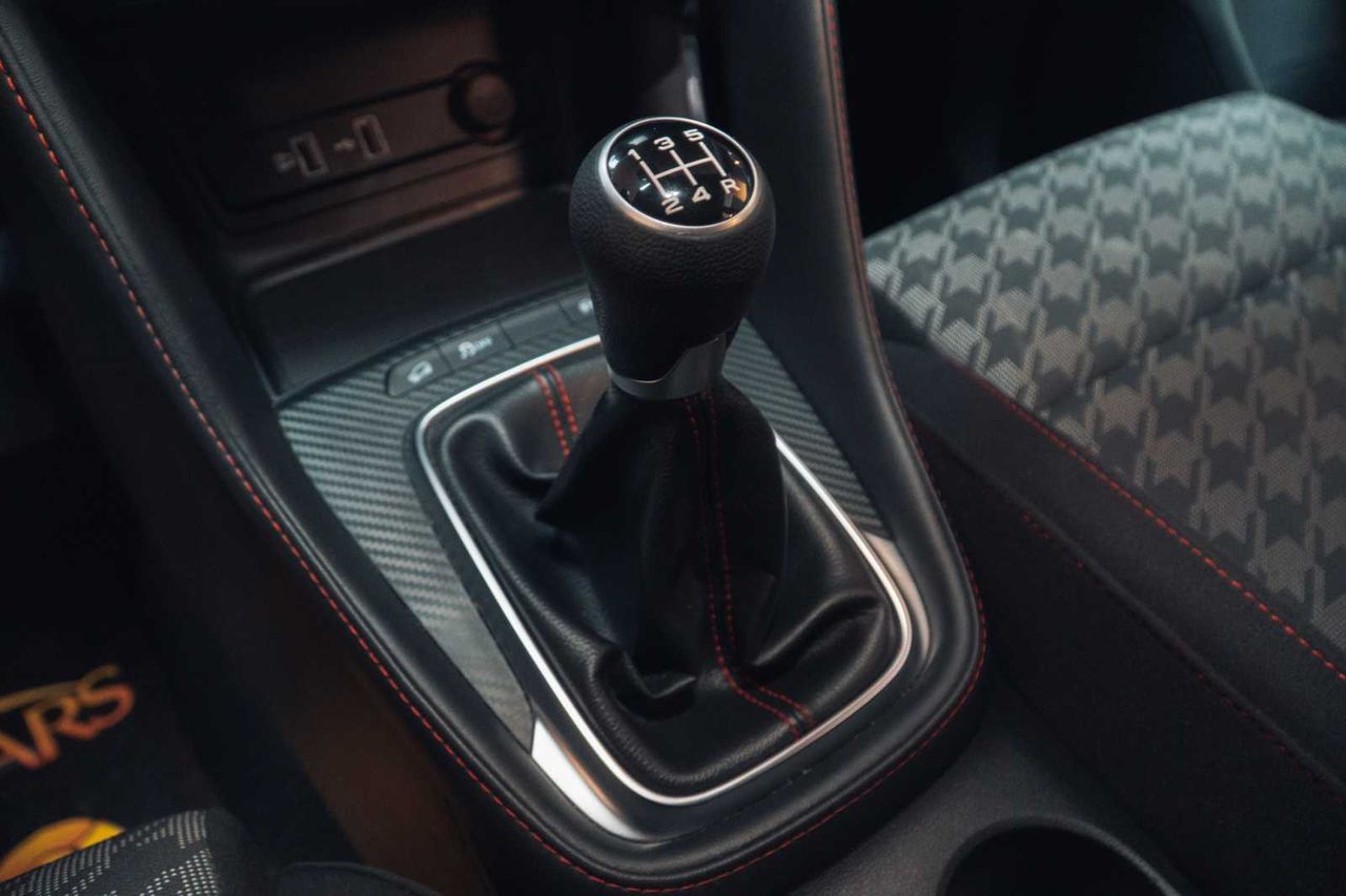 MG ZS 1.5 Comfort - Foto 13