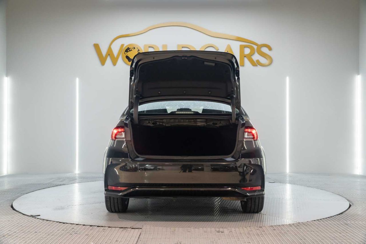 Toyota Corolla sedán 1.5 active - Foto 8