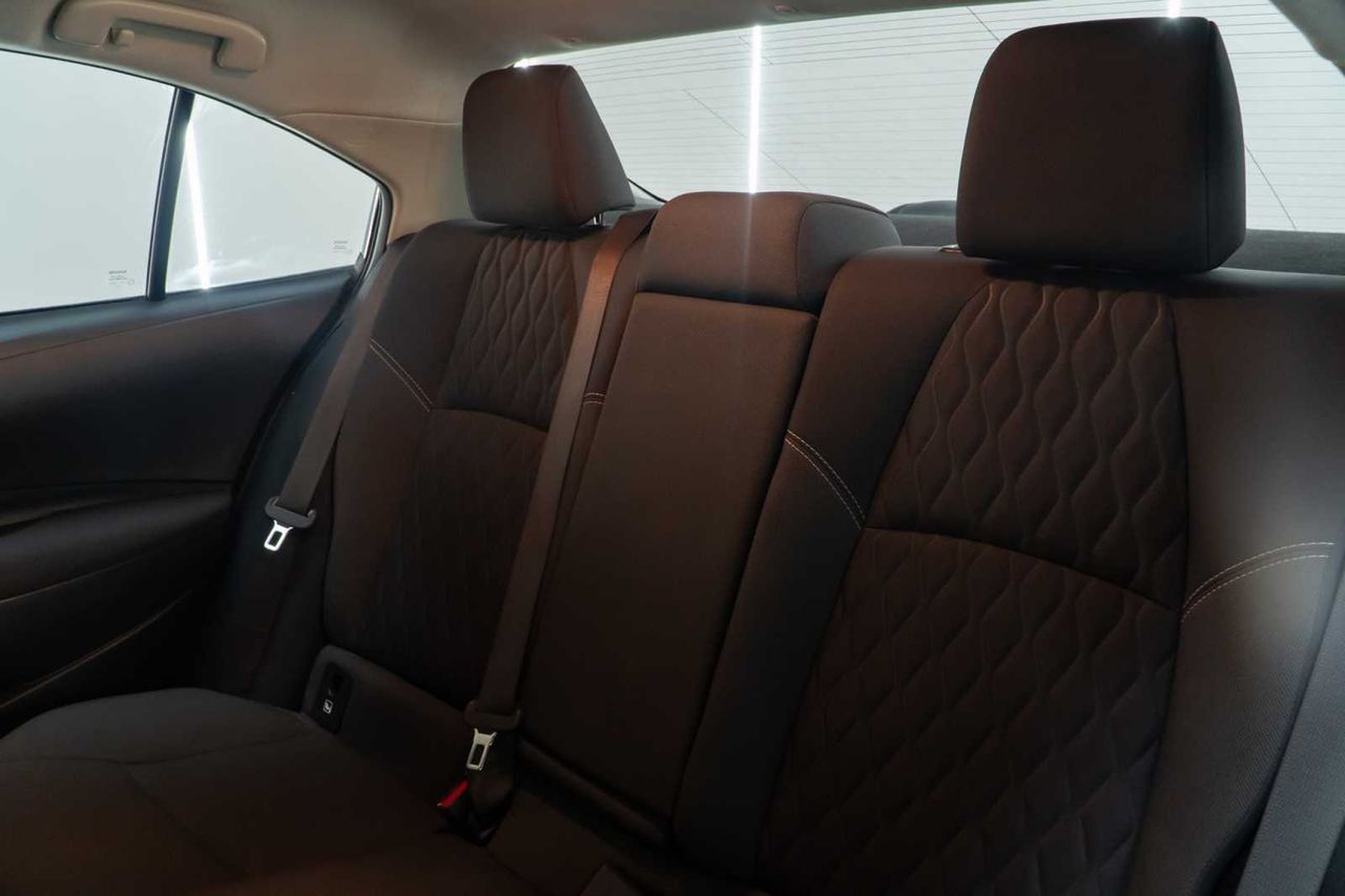 Toyota Corolla sedán 1.5 active - Foto 24