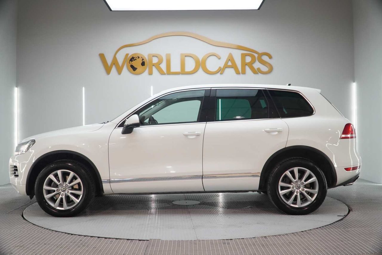 Volkswagen Touareg 3.0 V6 TDI 245 Tip Premium Bmotion Tech  - Foto 4