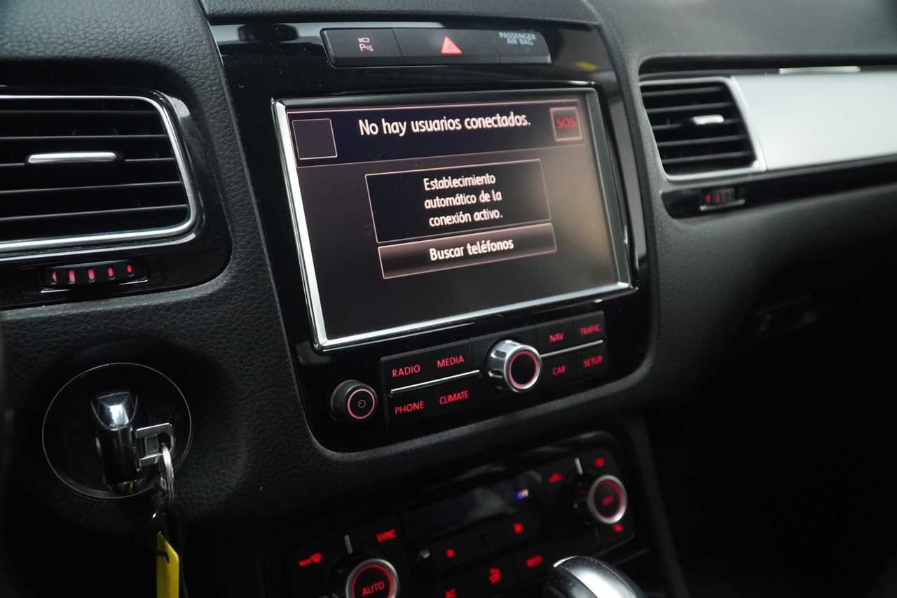 Volkswagen Touareg 3.0 V6 TDI 245 Tip Premium Bmotion Tech  - Foto 14