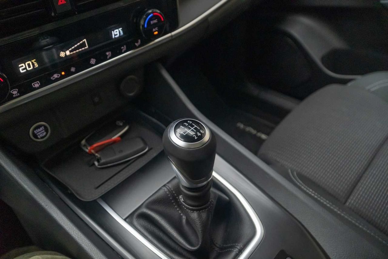 Nissan Qashqai 1.3 dig-t mhev 140cv manual - Foto 17