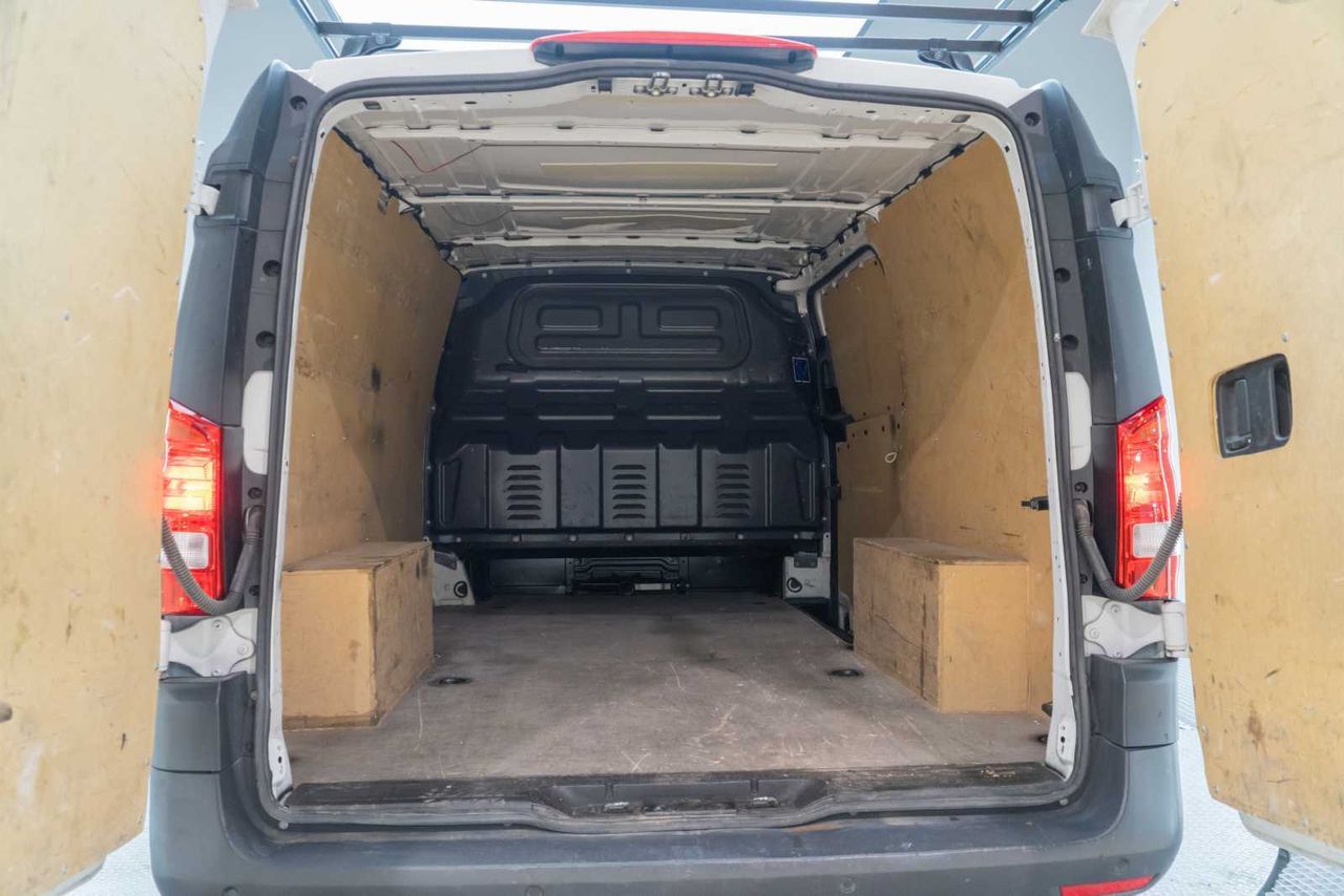 Mercedes Vito 111 cdi/bluetec larga - Foto 8