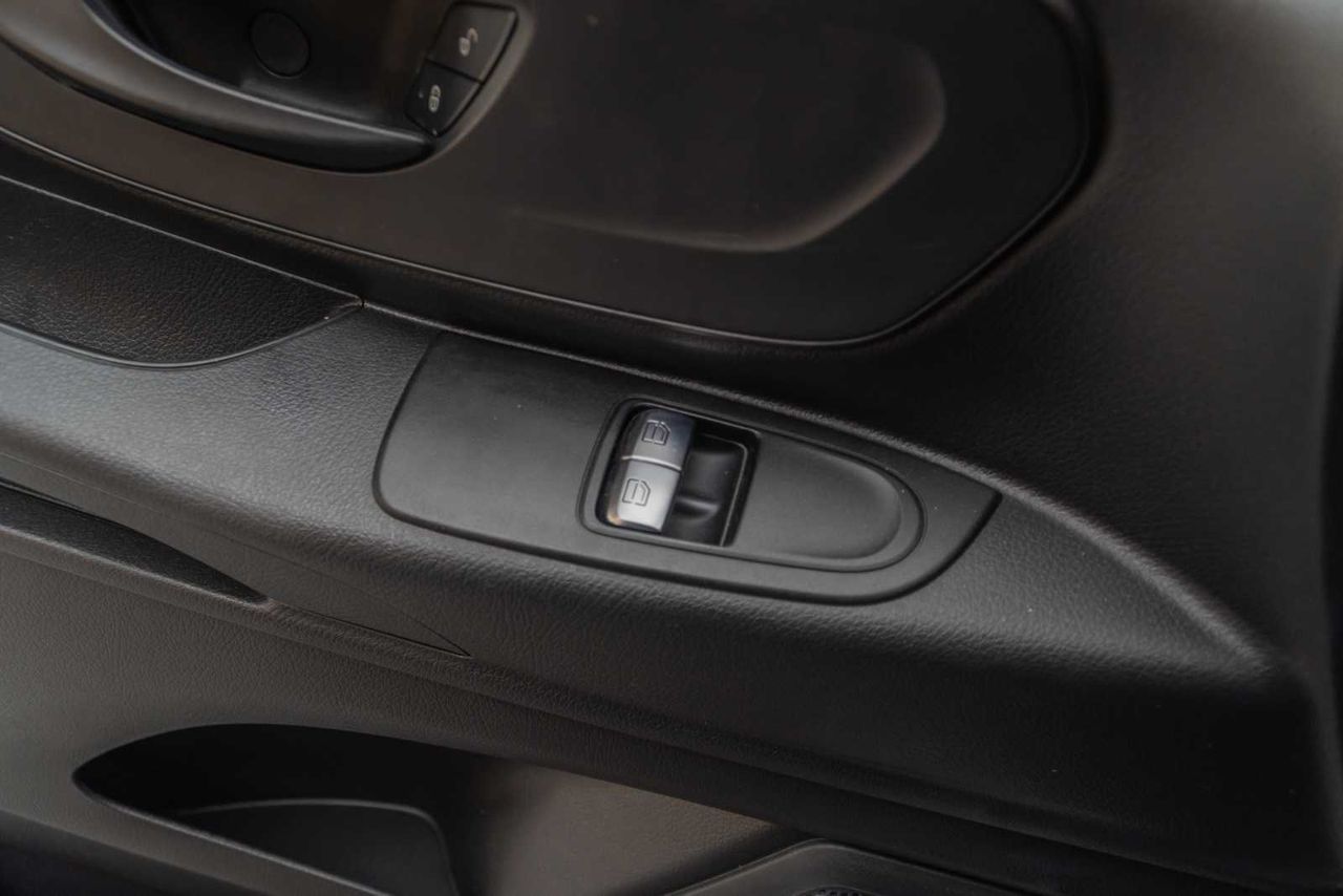 Mercedes Vito 111 cdi/bluetec larga - Foto 13